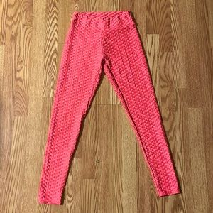 Hot Pink booty lifting Leggings (S/M)